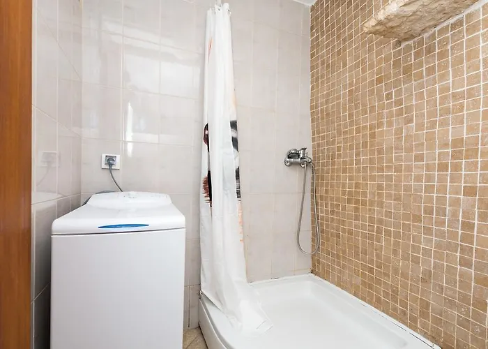 マンロー * ドゥブロブニク