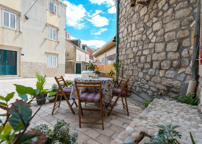 マンロー アパート ドゥブロブニク