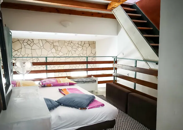 アパート マンロー *